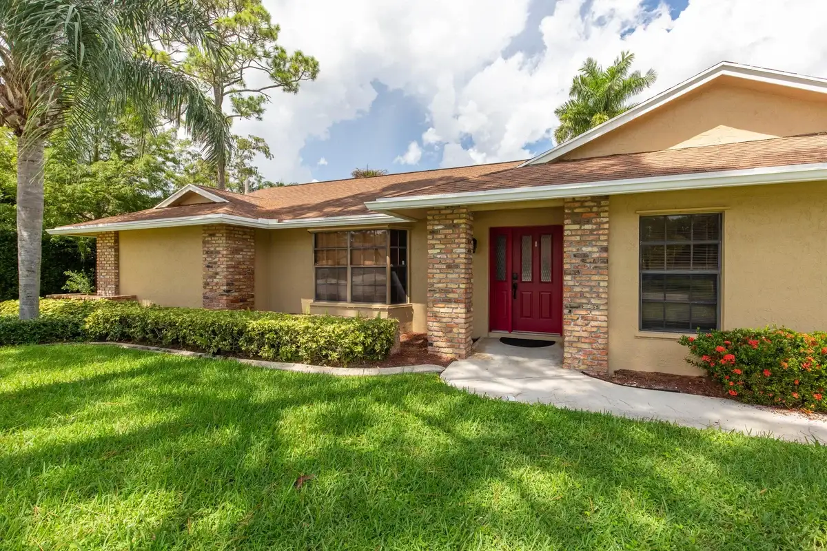 1123 Northumberland Ct, Wellington: photo 1 of 21