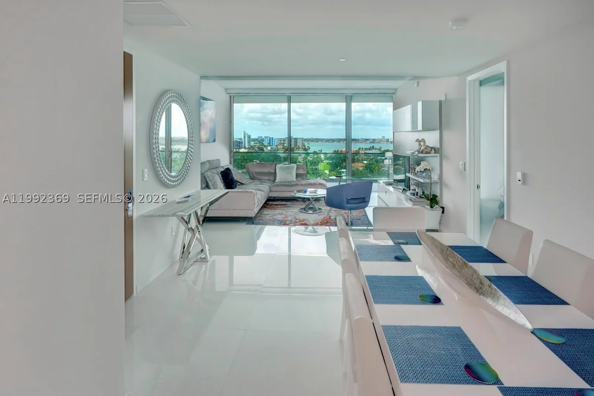 10203 Collins Ave #1005, Bal Harbour: photo 1 of 31