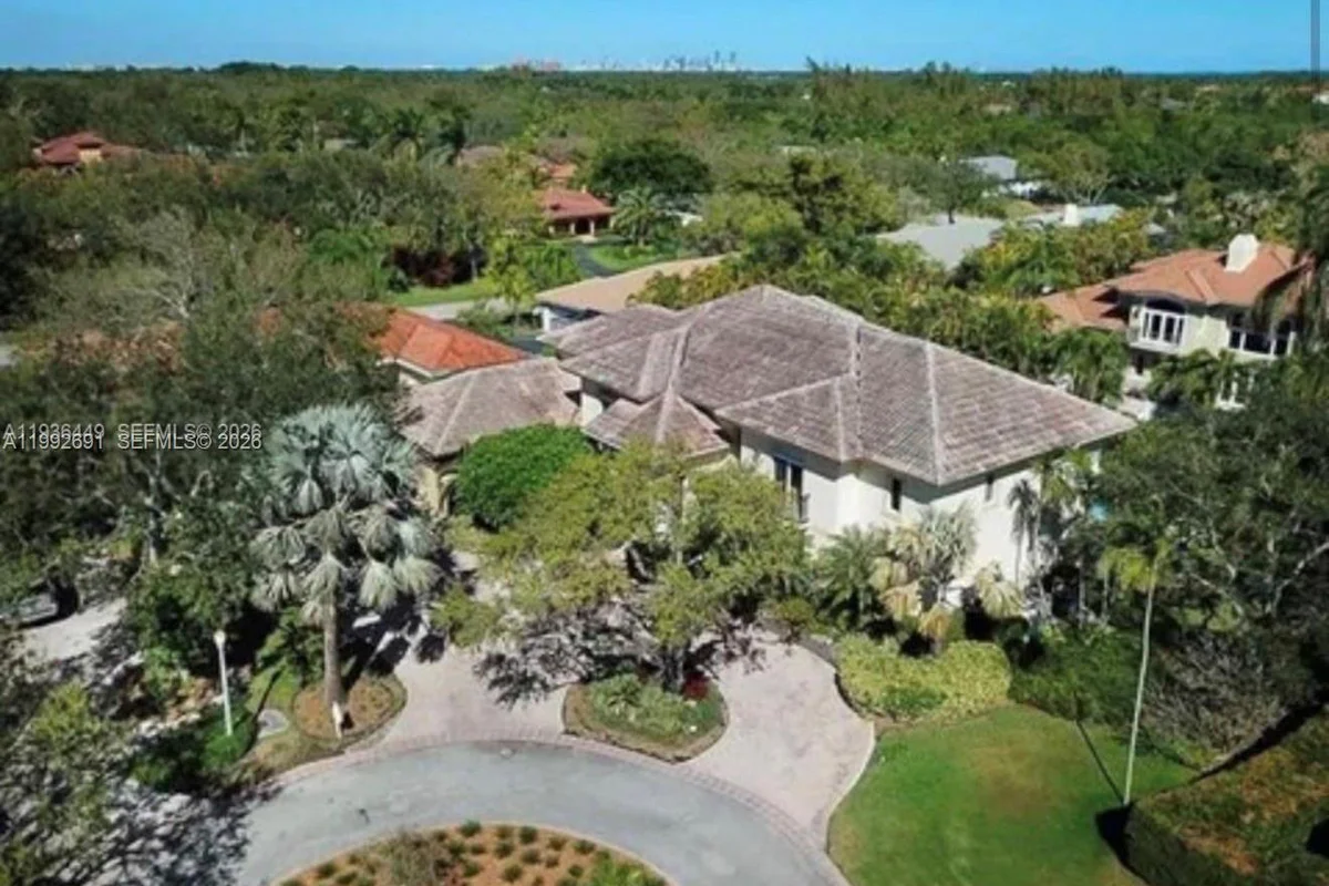 673 Destacada Ave, Coral Gables: photo 1 of 9