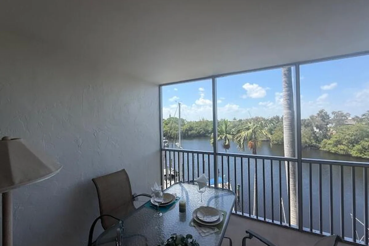 1319 E Hillsboro Blvd #412, Deerfield Beach: photo 1 of 47