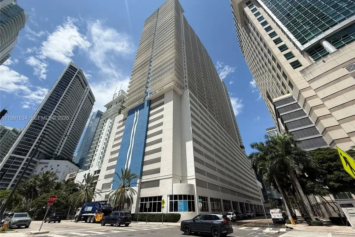 1200 Brickell Bay Dr #2216, Miami: photo 1 of 21