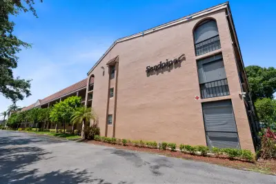 2700 Coral Springs Dr #309, Coral Springs: photo 1 of 21