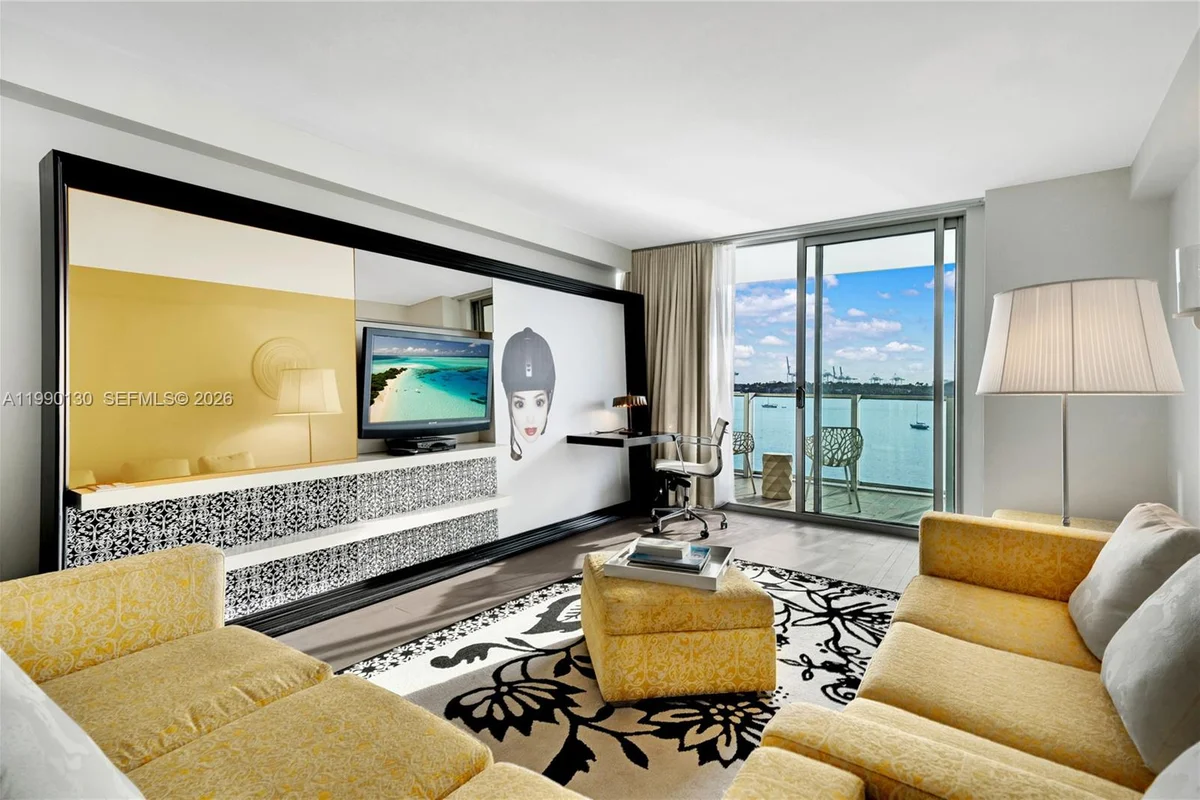 1100 West Ave #514, Miami Beach: photo 1 of 20