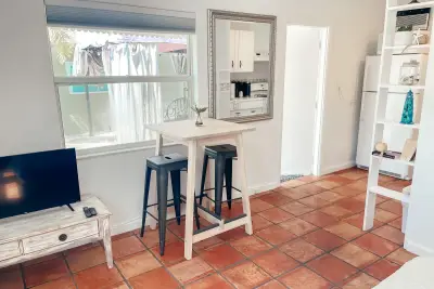 516 3rd Ave S, Lake Worth Beach: photo 1 of 5