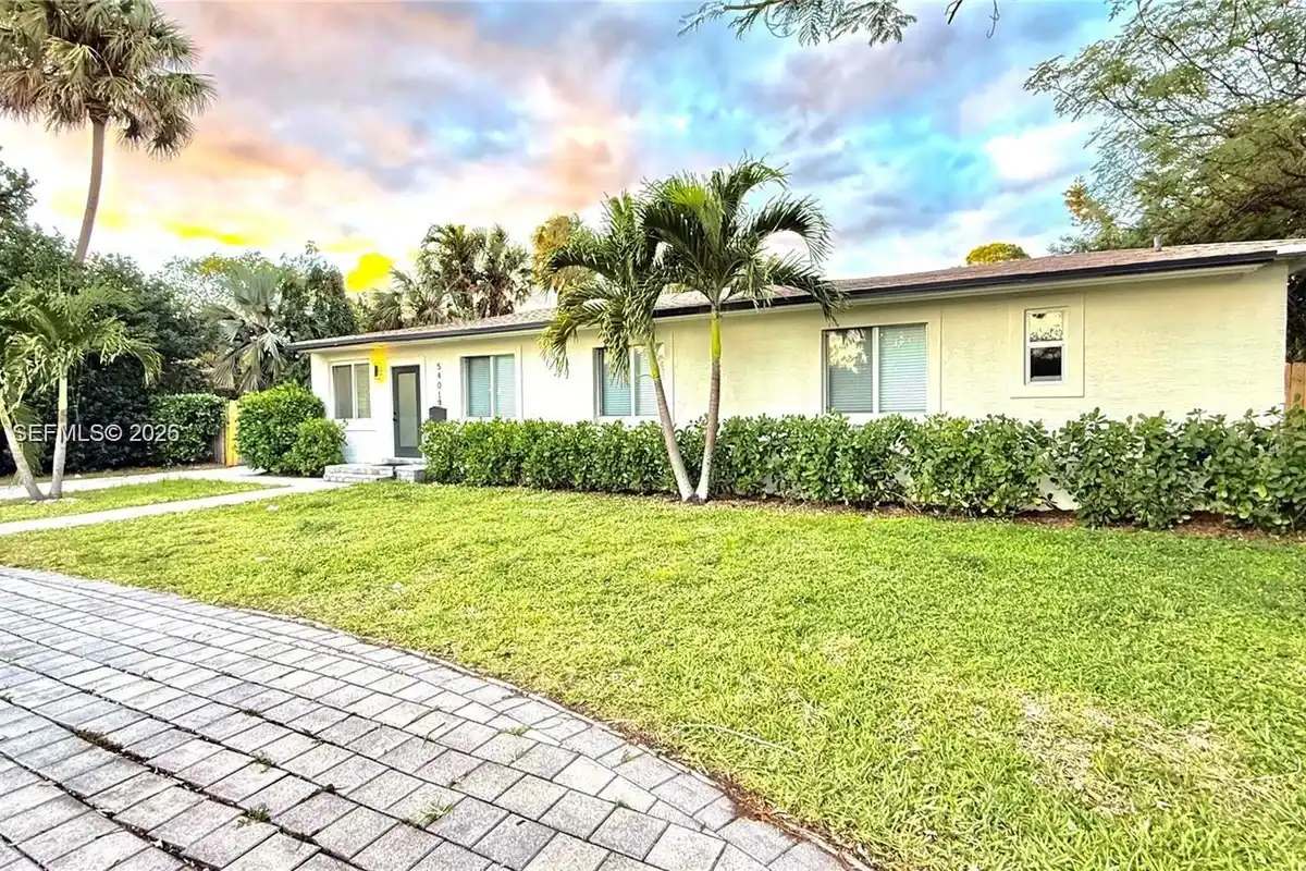 5401 W Broward Blvd, Plantation: photo 1 of 45