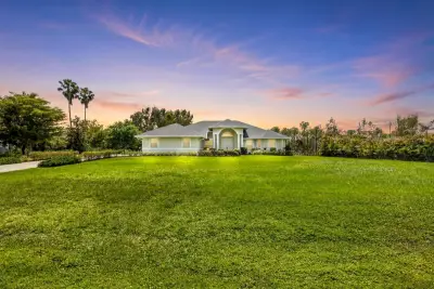 12878 N 70th Pl N, The Acreage: photo 1 of 61