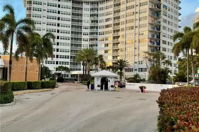 100 Golden Isles Dr #814, Hallandale Beach: photo 1 of 11