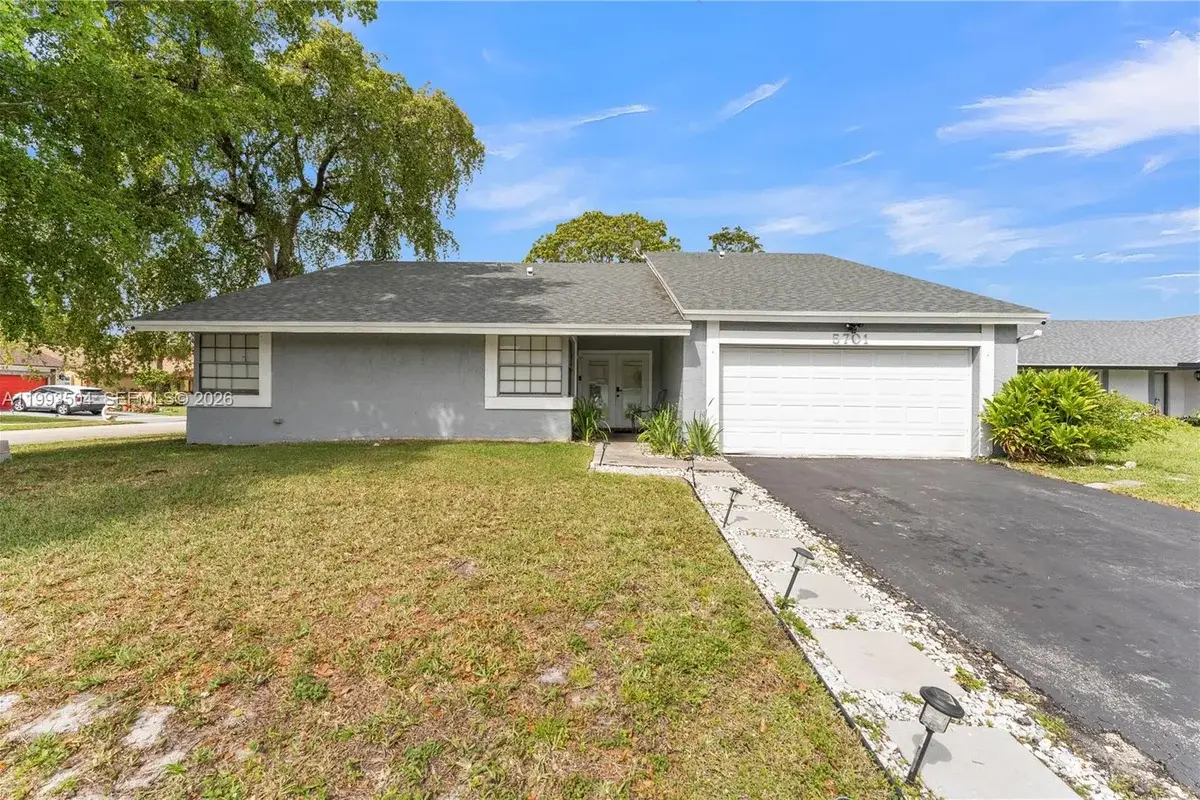 5701 NW 54th Way, Tamarac: photo 1 of 8