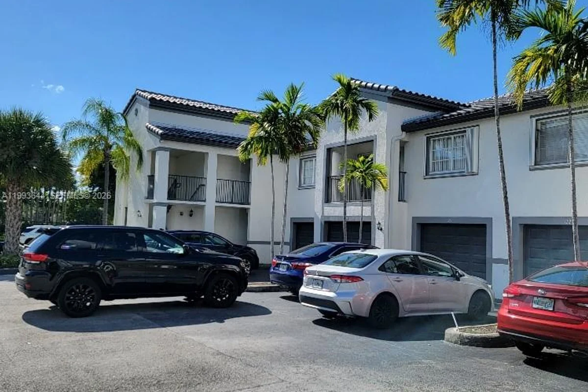 4370 NW 107th Ave #107, Doral: photo 1 of 30