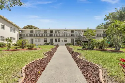 5 Markham #A, Deerfield Beach: photo 1 of 52