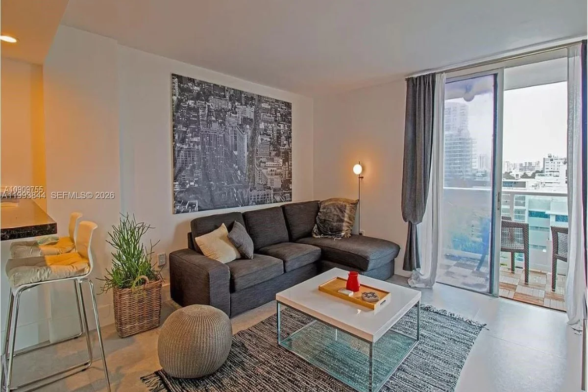 1035 West Ave #802, Miami Beach: photo 1 of 14