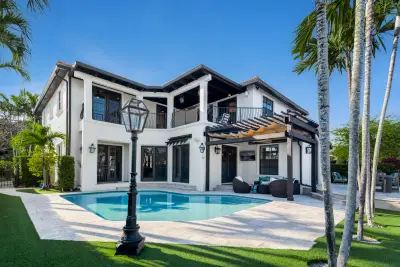 506 Victoria Ter, Fort Lauderdale: photo 1 of 85