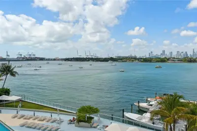 1200 West Ave #528, Miami Beach: photo 1 of 11