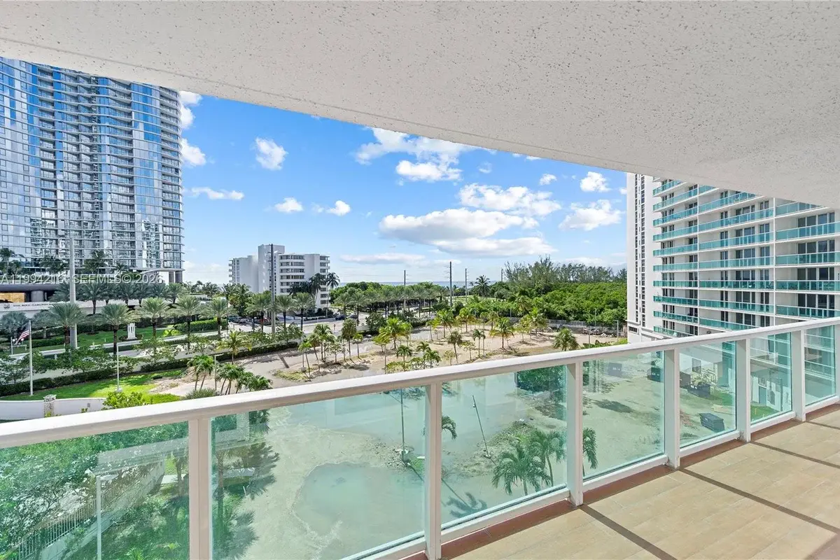 100 Bayview Dr #507, Sunny Isles Beach: photo 1 of 58