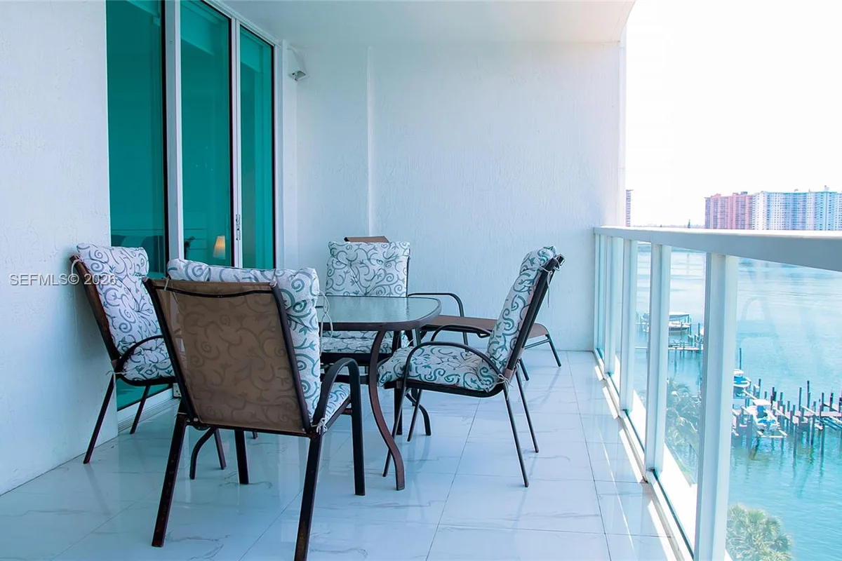 18100 N Bay Rd #906, Sunny Isles Beach: photo 1 of 25