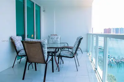 18100 N Bay Rd #906, Sunny Isles Beach: photo 1 of 25