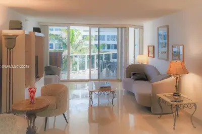 16711 Collins Ave #601, Sunny Isles Beach: photo 1 of 21