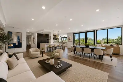 151 Crandon Blvd #345, Key Biscayne: photo 1 of 18