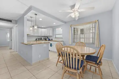 211 Piedmont, Delray Beach: photo 1 of 32