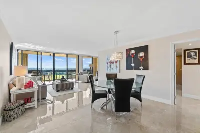2400 Presidential Way #1906, West Palm Beach: photo 1 of 42