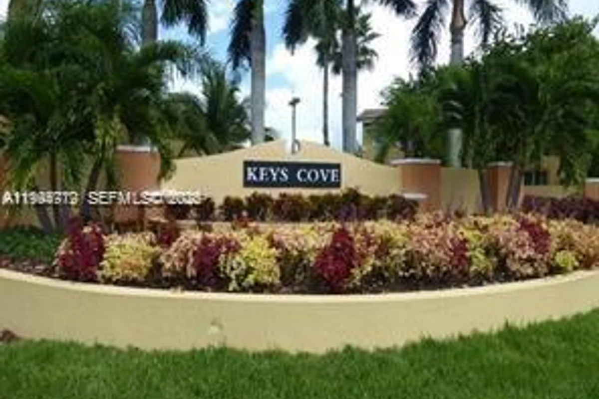2451 SE 14th Ave #378, Homestead: photo 1 of 24
