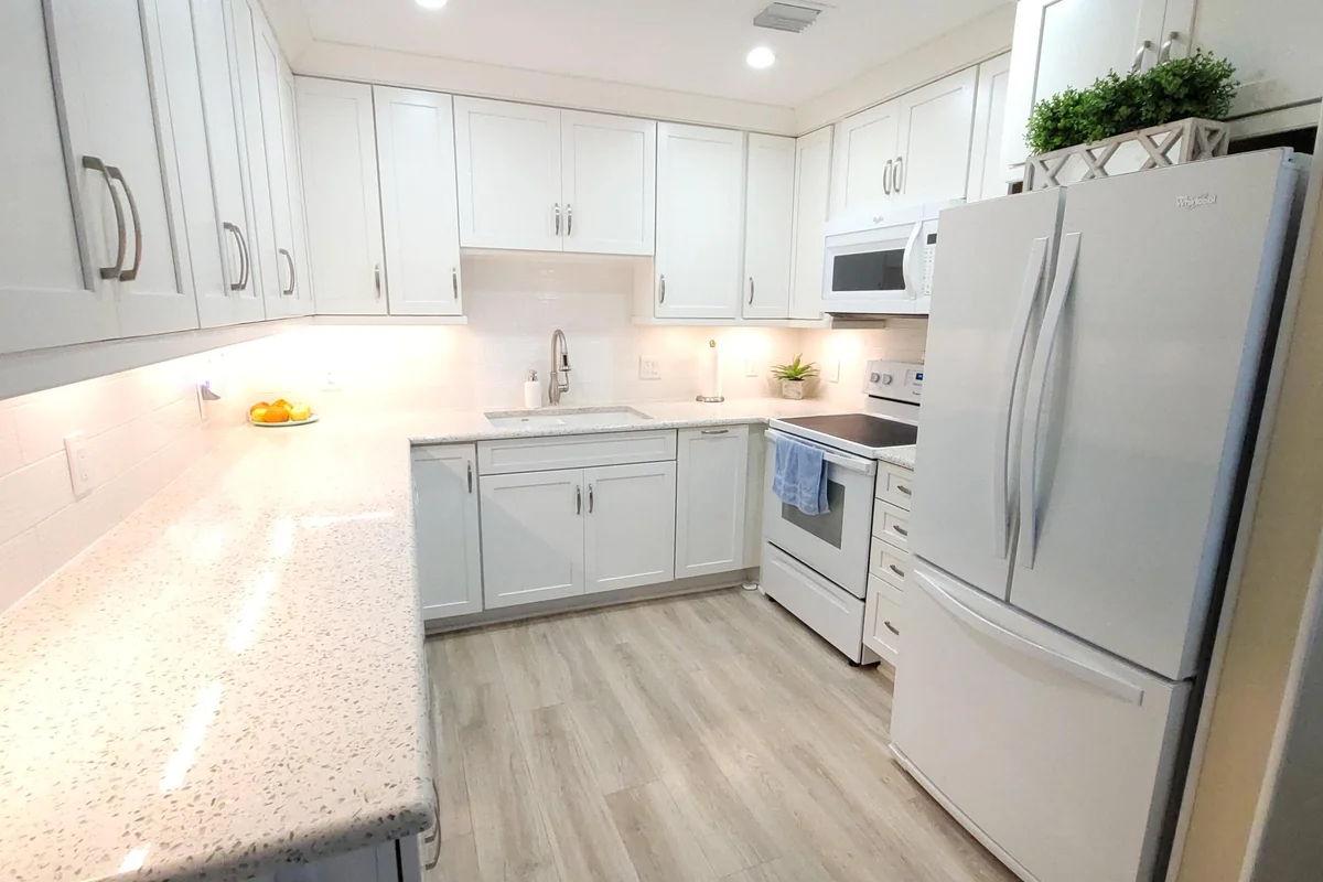 34 Somerset B, West Palm Beach: photo 1 of 67