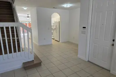1575 NE 33rd Ave #104-9, Homestead: photo 1 of 40