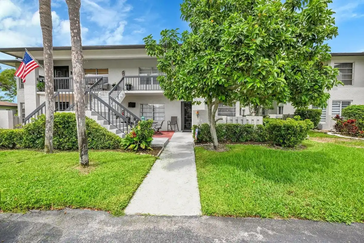 5759 Phoenix Palm Ct #C, Delray Beach: photo 1 of 44