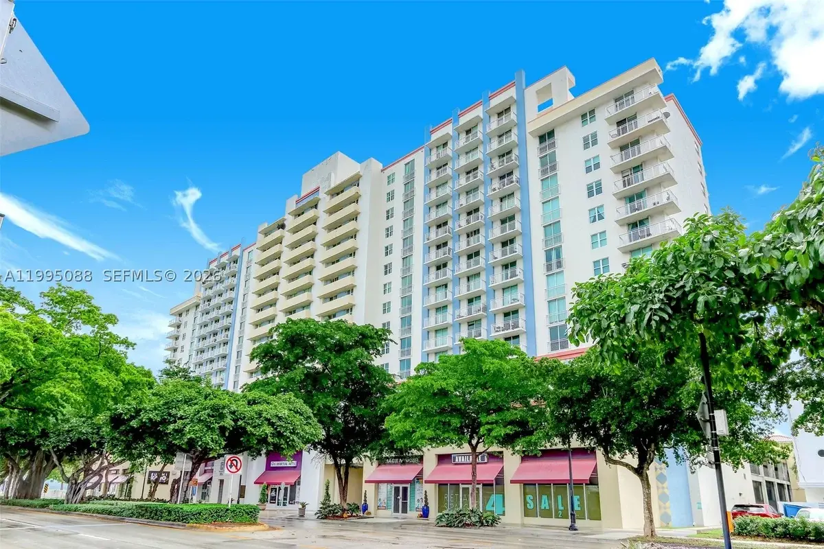 3000 Coral Way #1512, Miami: photo 1 of 2