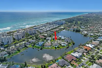 163 Apollo Cir, Jupiter: photo 1 of 44
