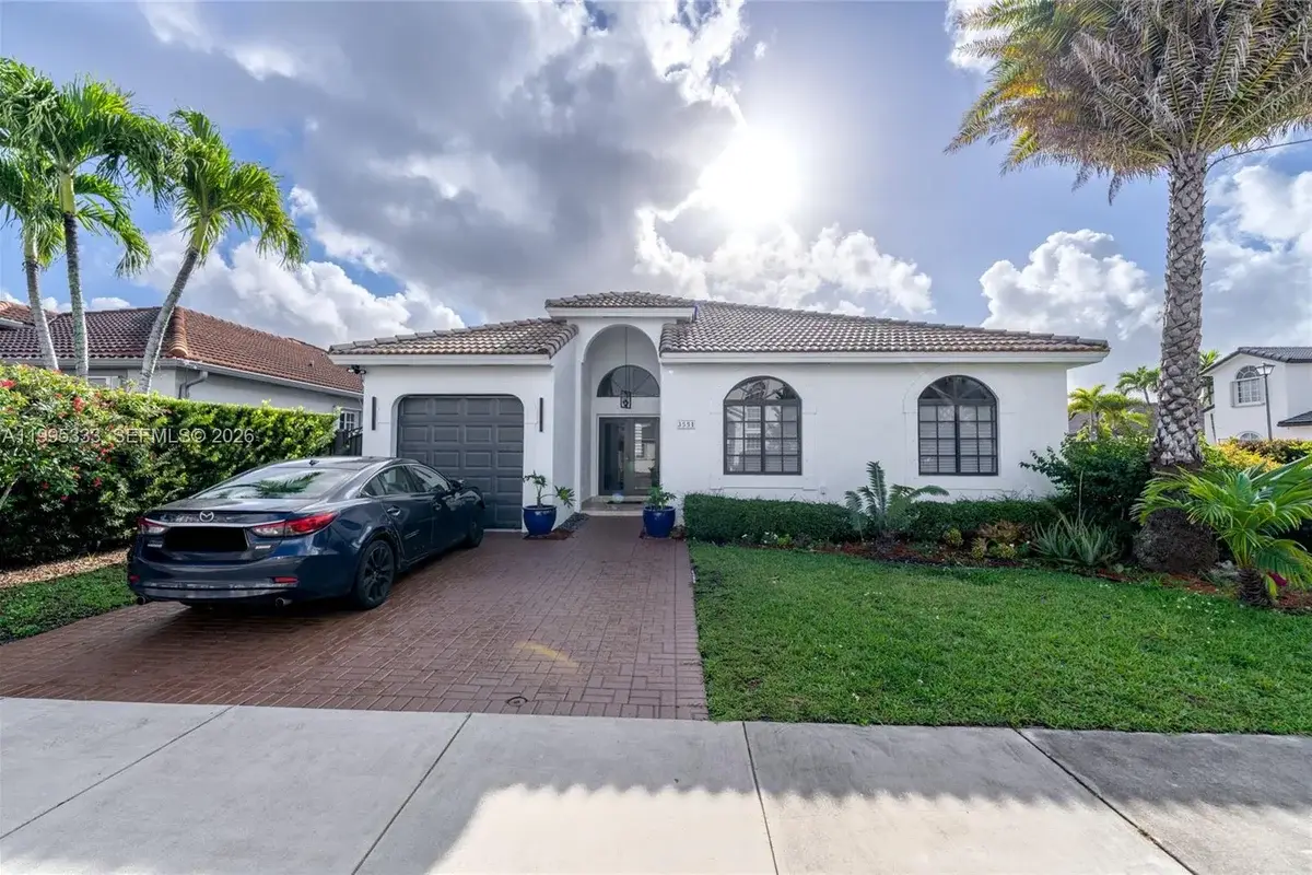 3551 SW 152nd Pass, Miami: photo 1 of 45