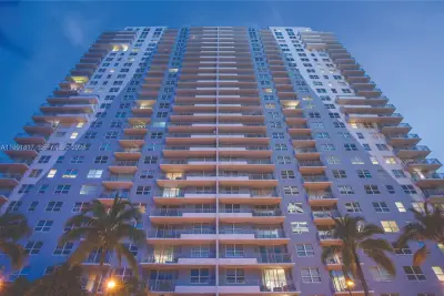 1111 Brickell Bay Dr #3108, Miami: photo 1 of 20