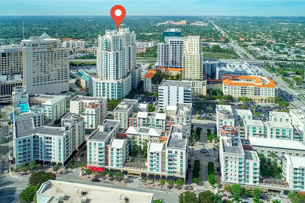 9066 SW 73rd Ct #1701, Miami: photo 1 of 15