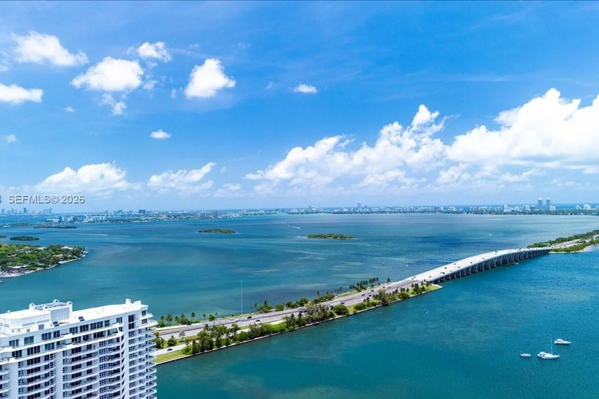 501 NE 31st St #1201, Miami: photo 1 of 60