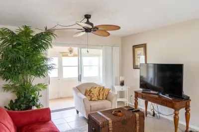 2971 W Ashley Dr W #B, West Palm Beach: photo 1 of 15