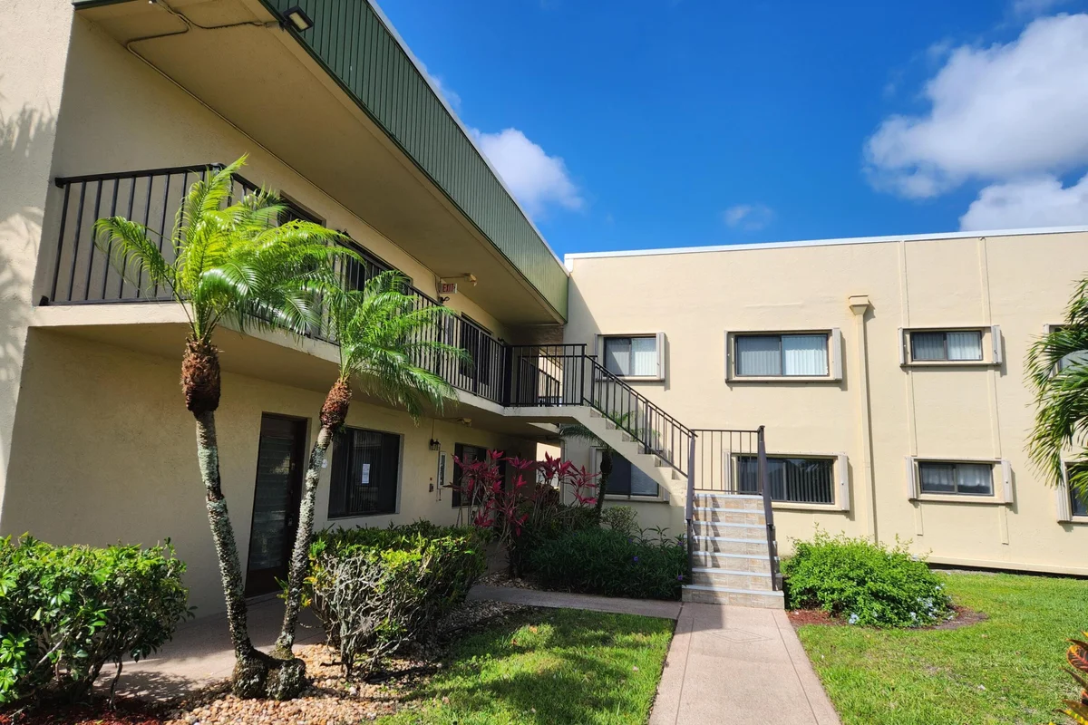 15217 Lakes Of Delray Blvd #87, Delray Beach: photo 1 of 17