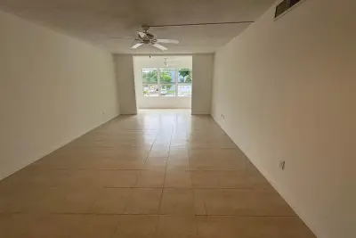2850 Somerset Dr #208l, Lauderdale Lakes: photo 1 of 44