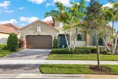 11759 Palermo Rd, Parkland: photo 1 of 78