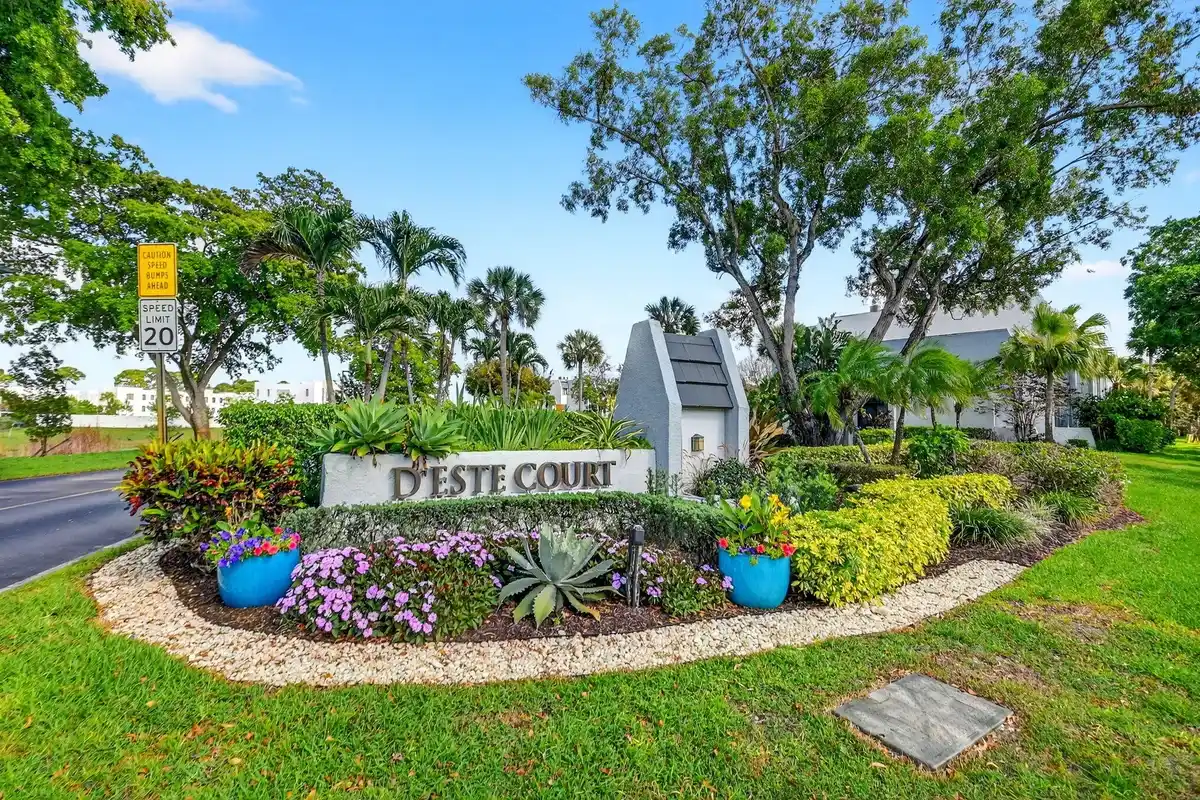 4290 Deste Ct #303, Lake Worth: photo 1 of 43