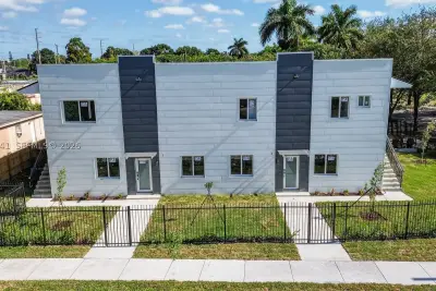 1515 N Redland Rd #1, Florida City: photo 1 of 13