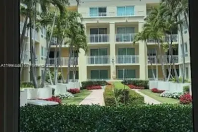 7350 SW 89th St #1102S, Miami: photo 1 of 34
