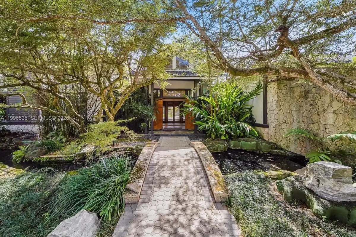 15001 SW 256th St, Homestead: photo 1 of 47