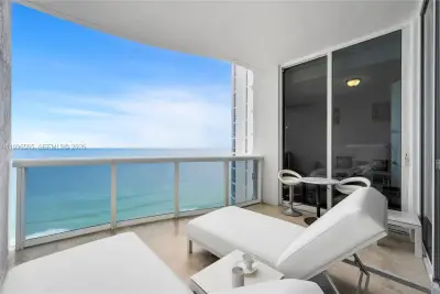 15901 Collins Ave #2104, Sunny Isles Beach: photo 1 of 27