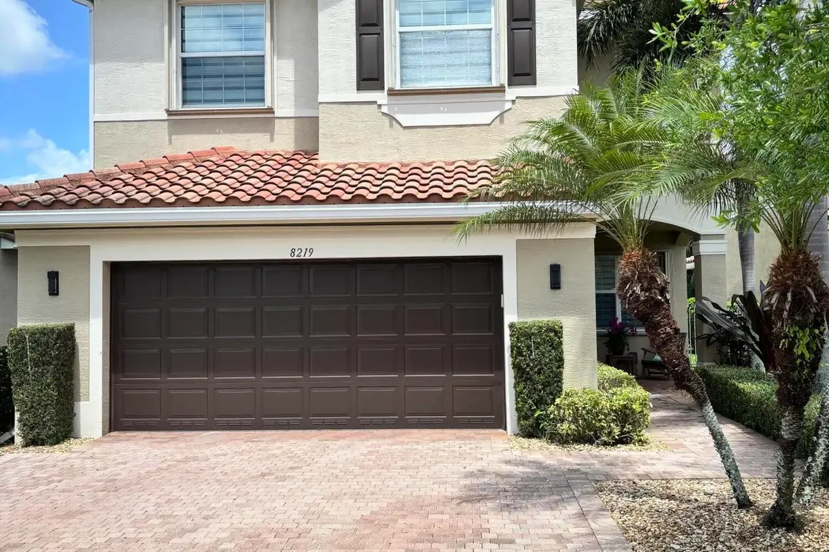 8219 Calabria Lakes Dr, Boynton Beach: photo 1 of 101