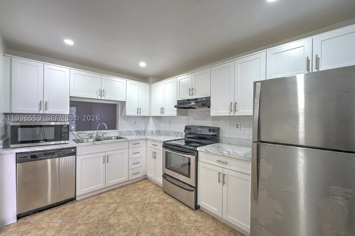 1200 NW 87th Ave #410, Coral Springs: photo 1 of 30