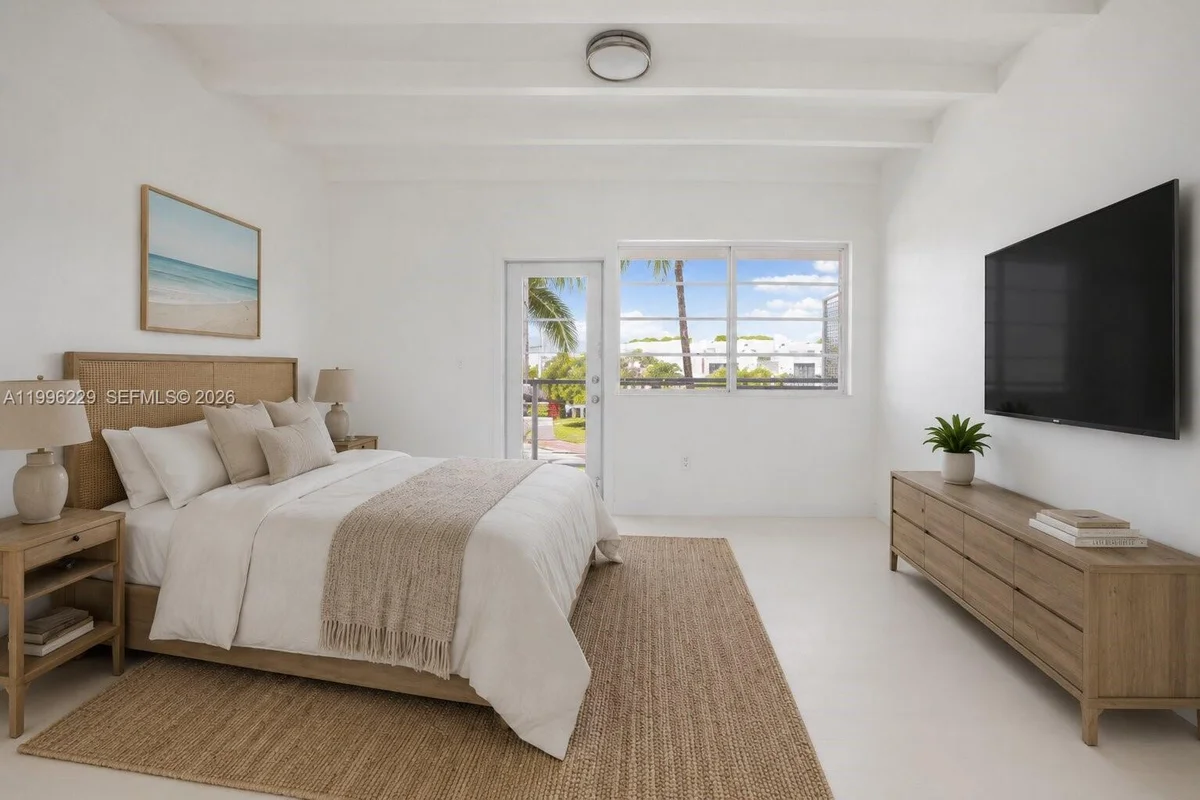 3915 N Meridian Ave #201, Miami Beach: photo 1 of 33