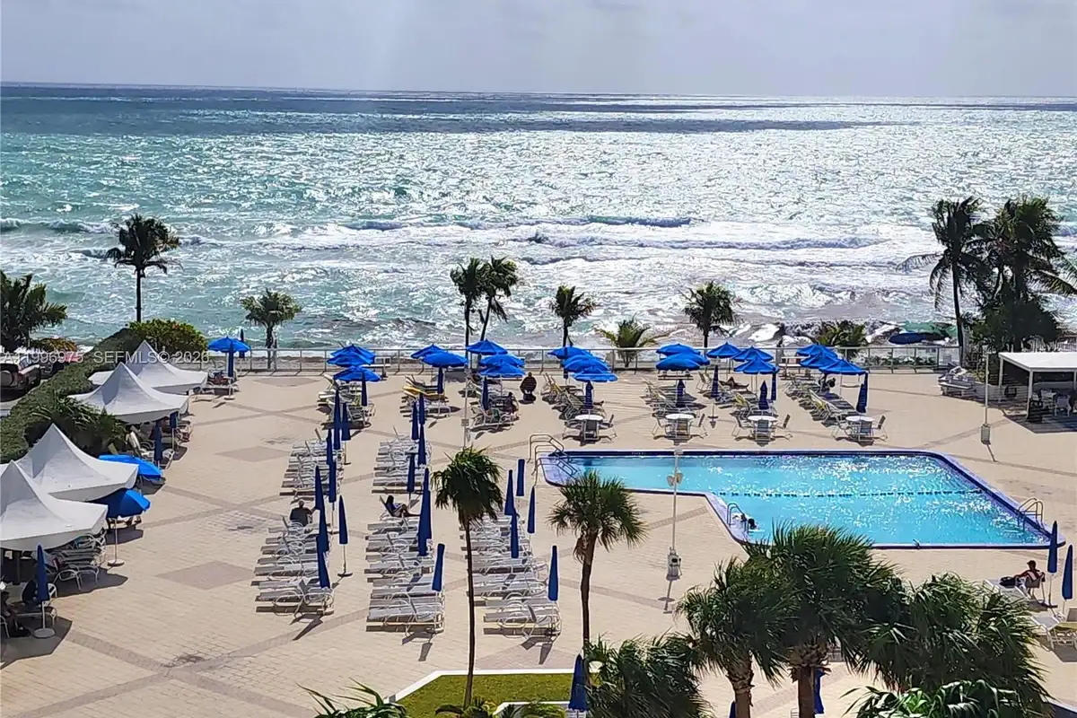2030 S Ocean Dr #515, Hallandale Beach: photo 1 of 38