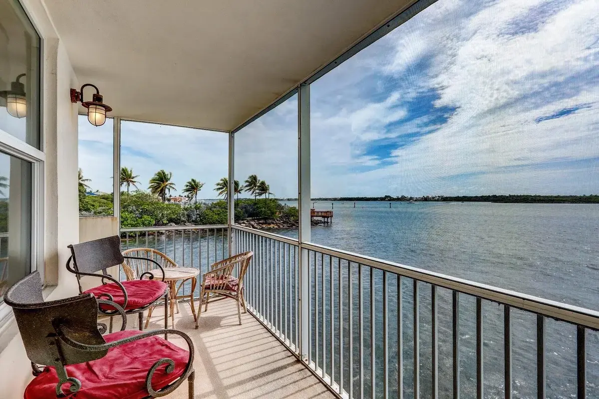 1820 New Palm Way #201, Boynton Beach: photo 1 of 35