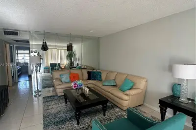 3043 Exeter, Boca Raton: photo 1 of 6