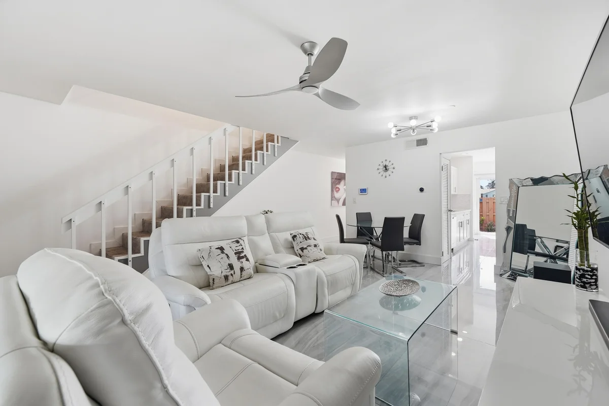 10875 NW 29th Manor #8, Sunrise: photo 1 of 27